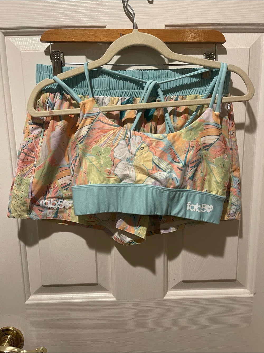 Slunks Matching Sports Bra + Shorts Set | New WO Tag | Size Medium